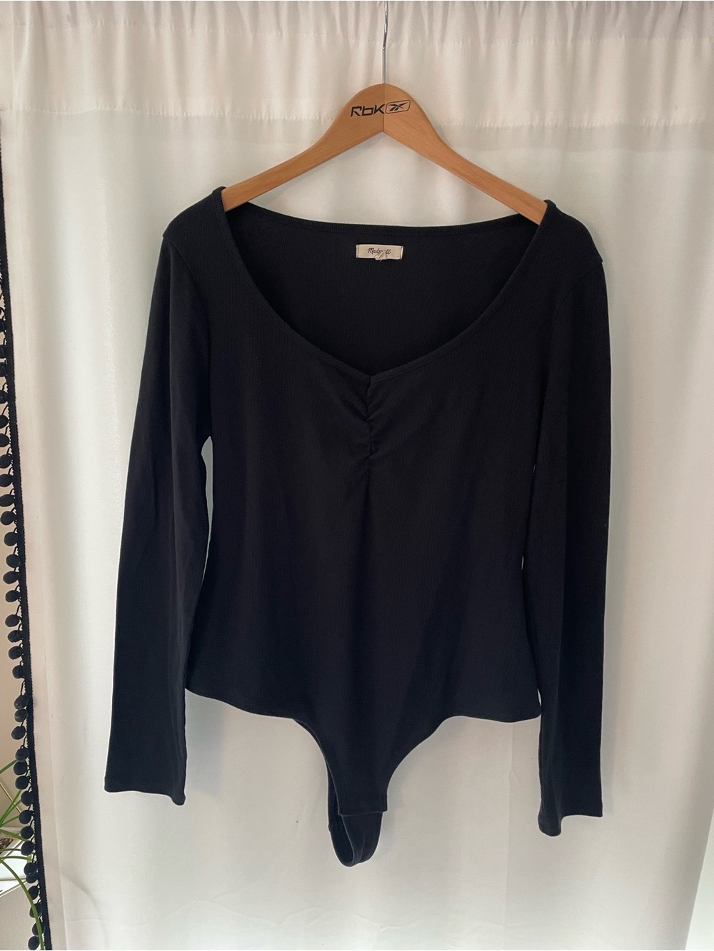 Madewell black ribbed long sleeve bodysuit women’s XXL shirt top ruched neck